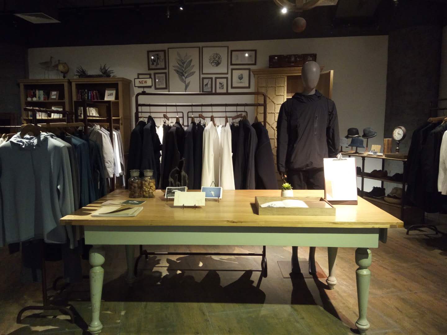 长治分店:山西长治东方鸟男装店
