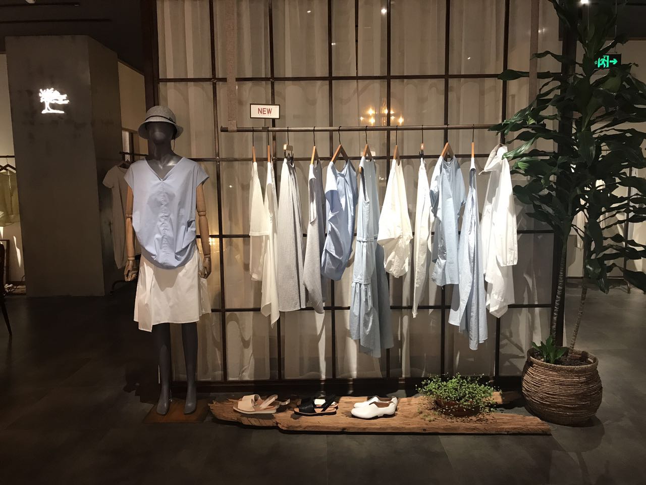 许昌分店:许昌胖东来女装店