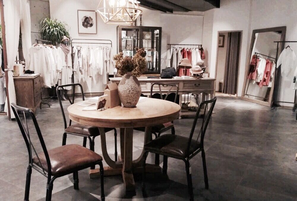 晋城分店:晋城凤展新时代广场女装店